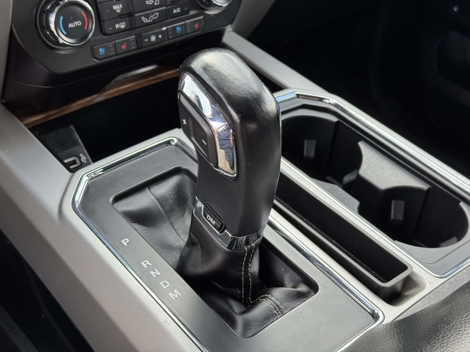 2020 Ford F-150 Lariat photo 20