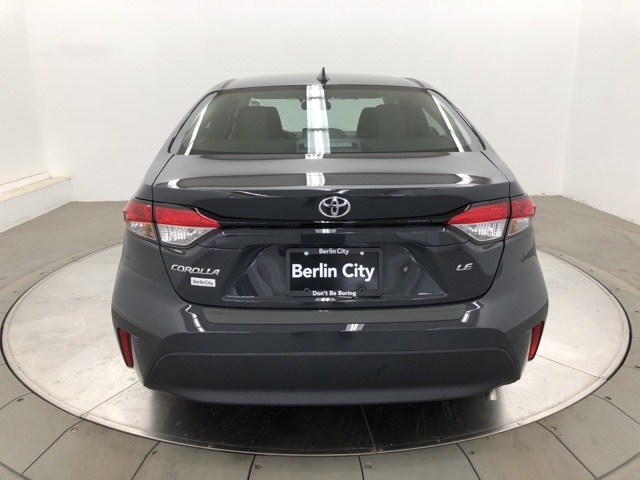 2025 Toyota Corolla LE photo 4