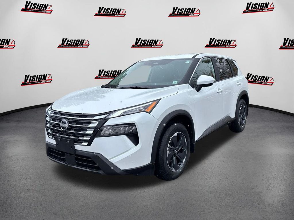 2026 Nissan Rogue SV's photo