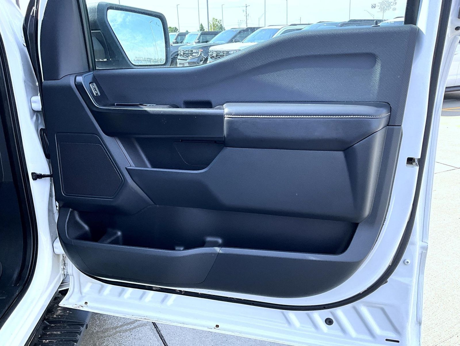 2021 Ford F-150 XL photo 16