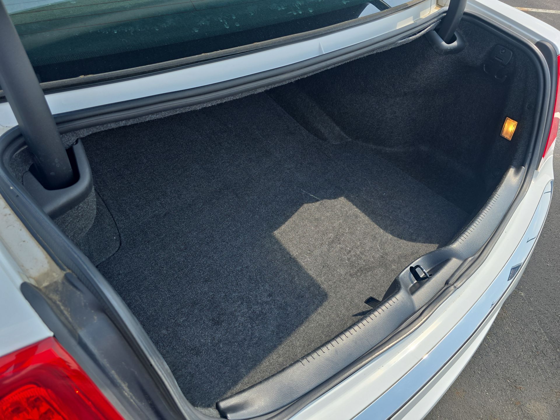 2022 Chrysler 300 Touring photo 58