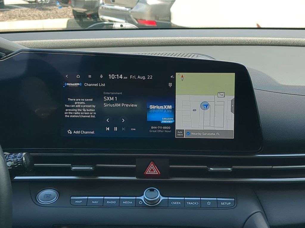 2023 Hyundai Elantra SEL photo 16