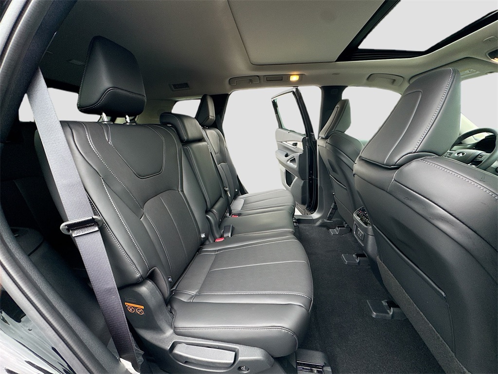 2026 Infiniti QX60 Luxe photo 31