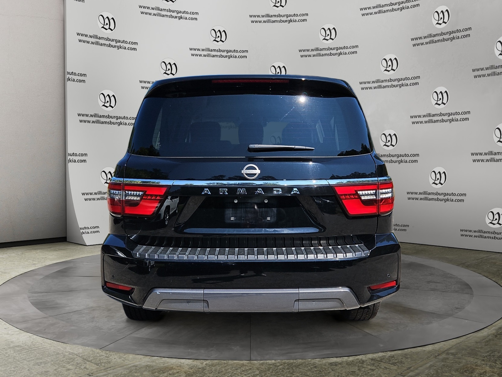 2024 Nissan Armada SV photo 4