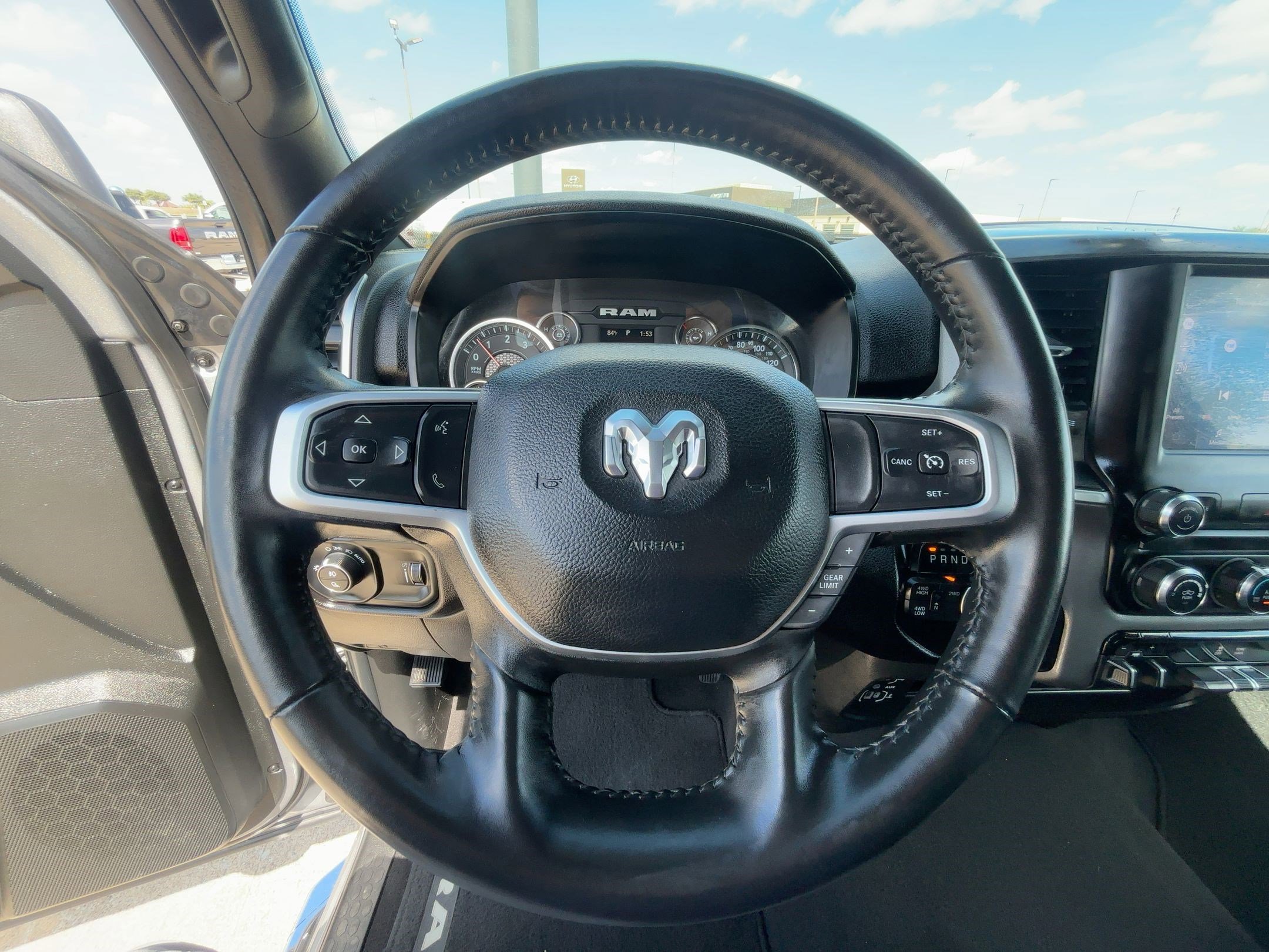 2024 Ram 2500 Big Horn photo 15