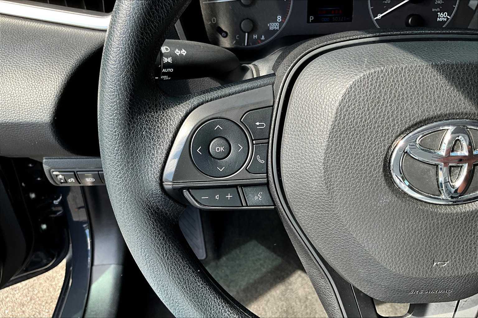 2023 Toyota Corolla LE photo 21