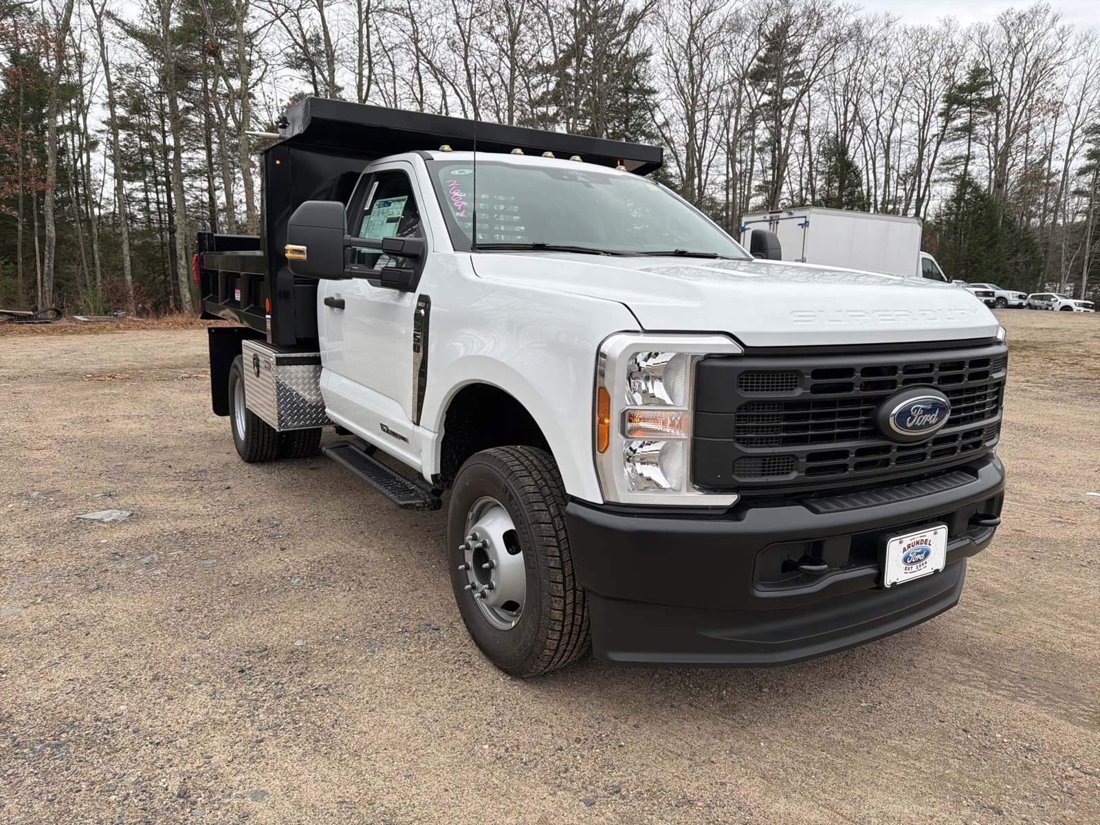 2026 Ford F-350 Super Duty Chassis Cab XL's photo