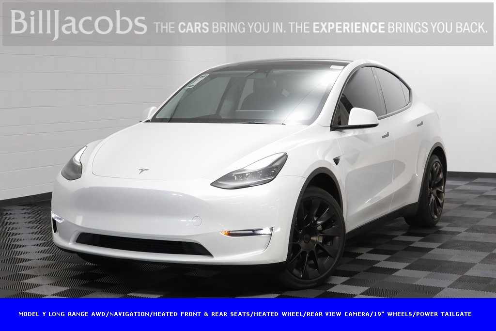 Used 2023 Tesla Model Y Long Range with VIN 7SAYGAEE6PF764944 for sale in Naperville, IL