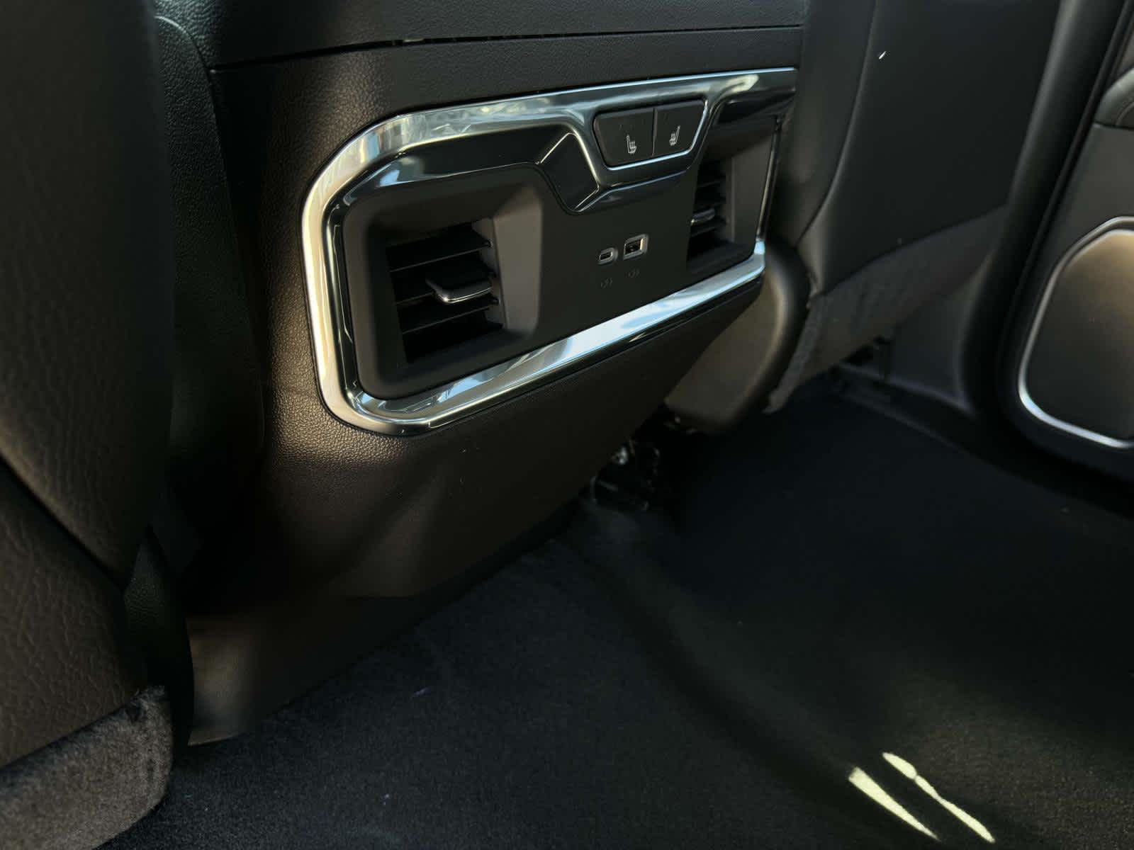 2024 Gmc Sierra 1500 Denali photo 14