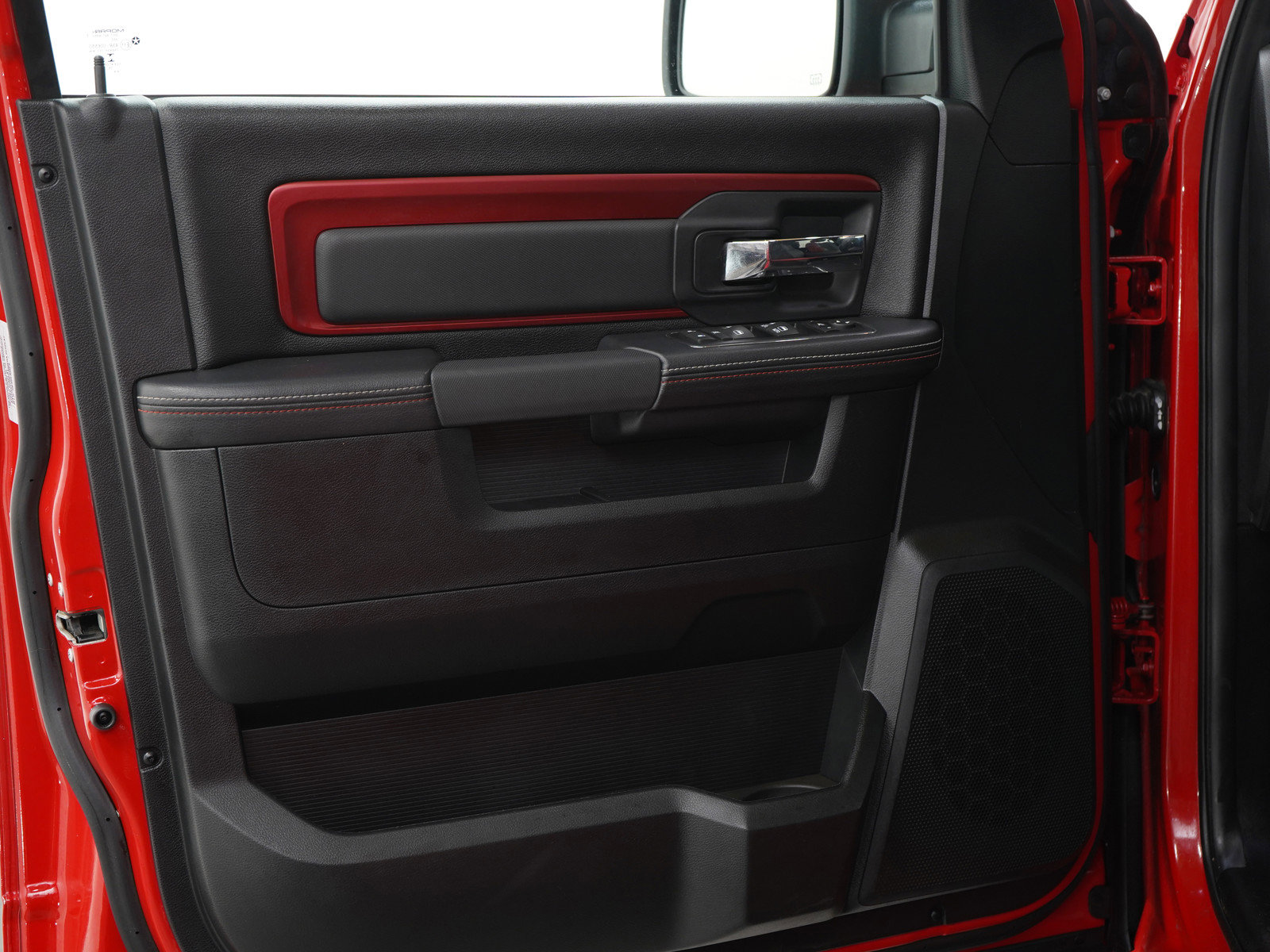 2016 Ram 1500 Rebel photo 19