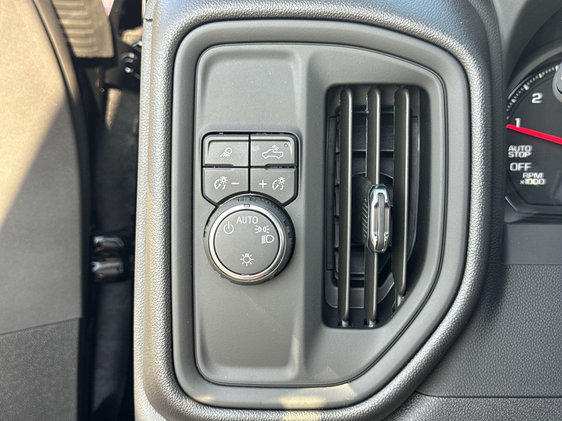2026 Chevrolet Silverado Work Truck photo 16