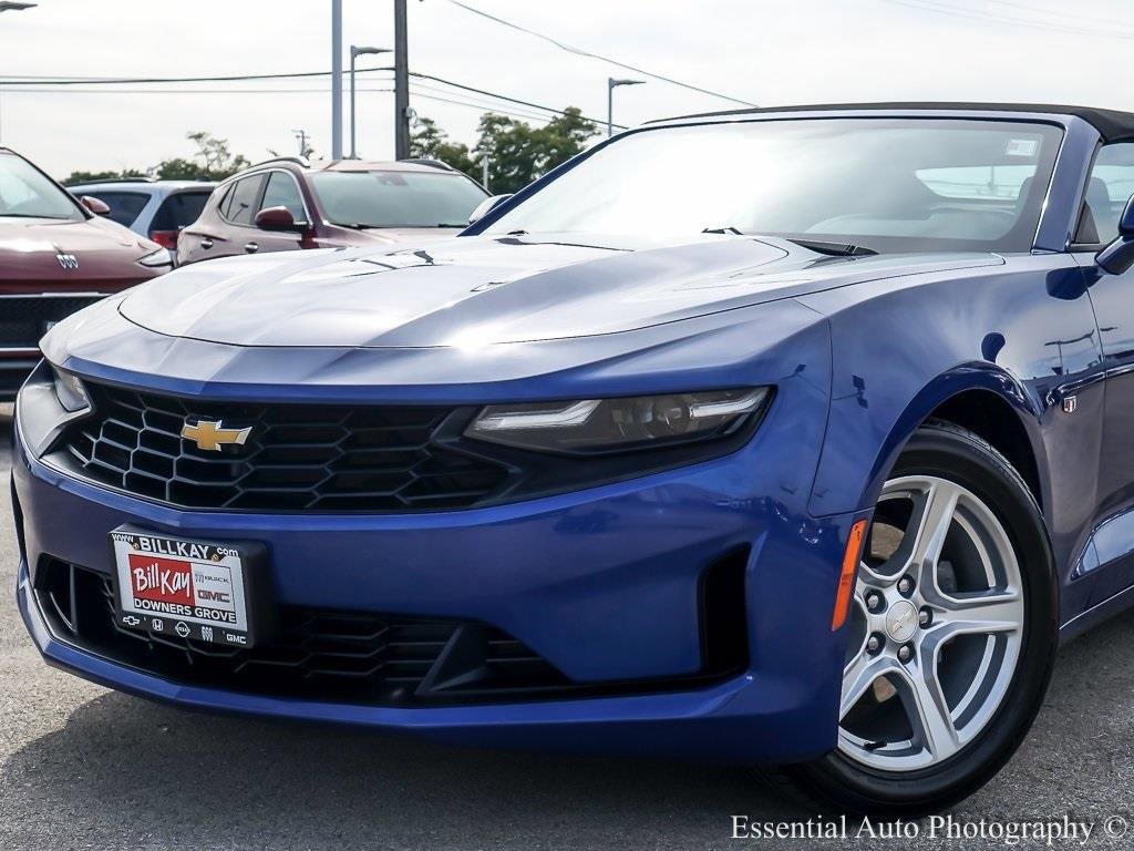 2023 Chevrolet Camaro 1LT photo 3
