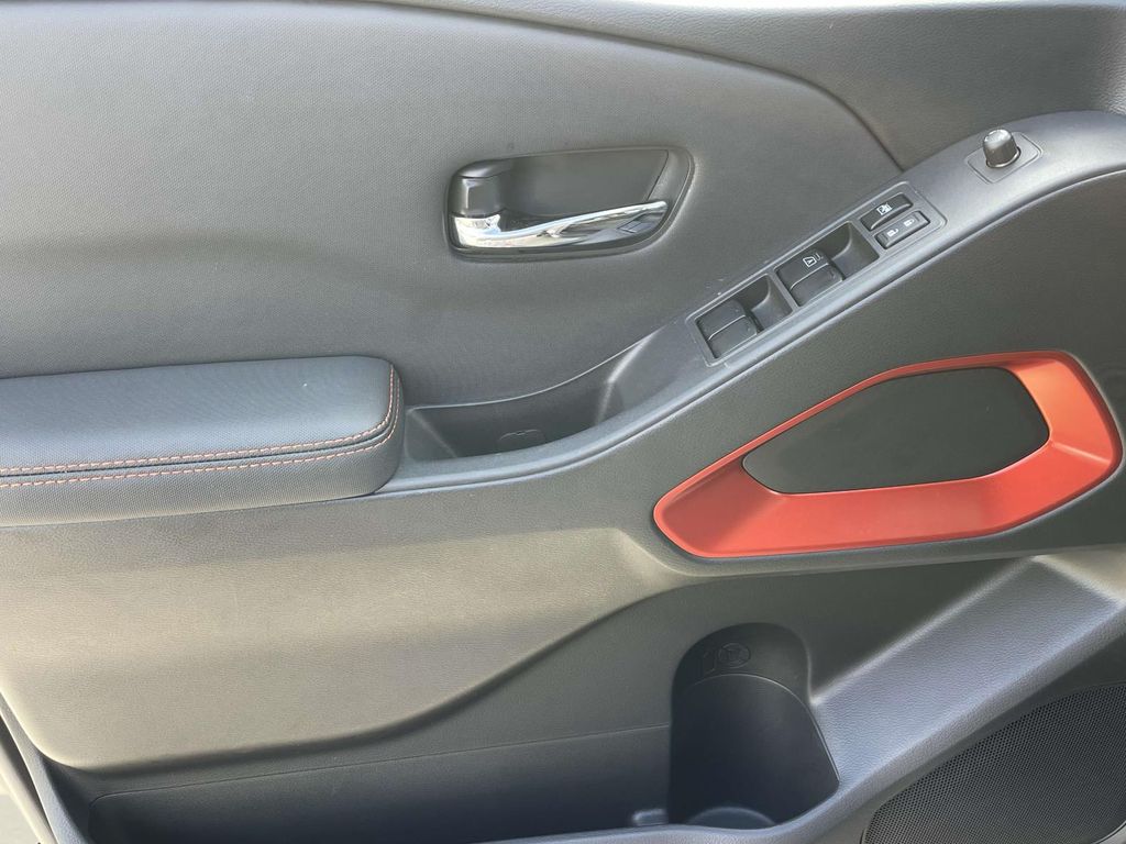 2024 Nissan Frontier PRO-X photo 15