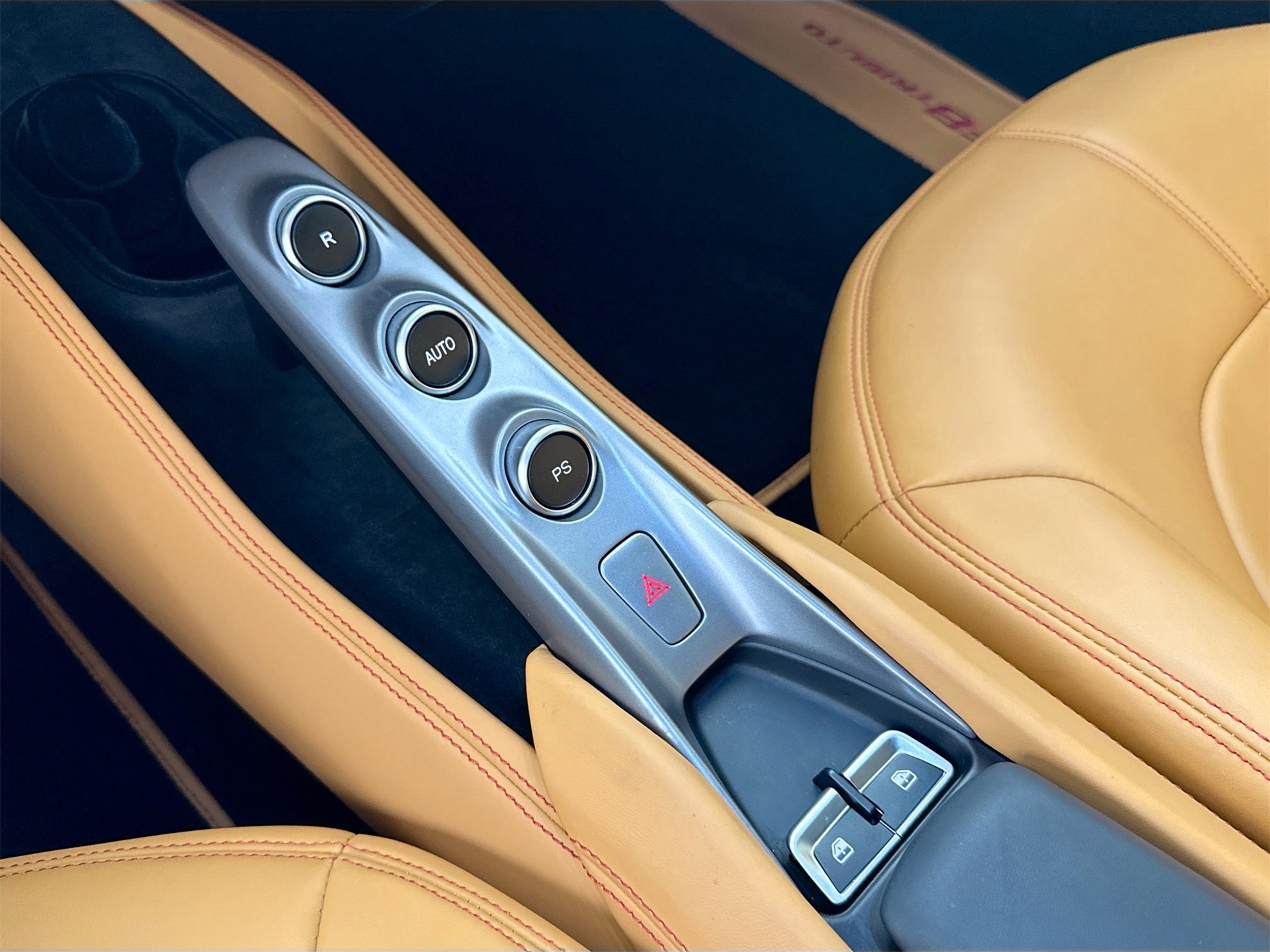 2021 Ferrari F8 Tributo Base photo 15