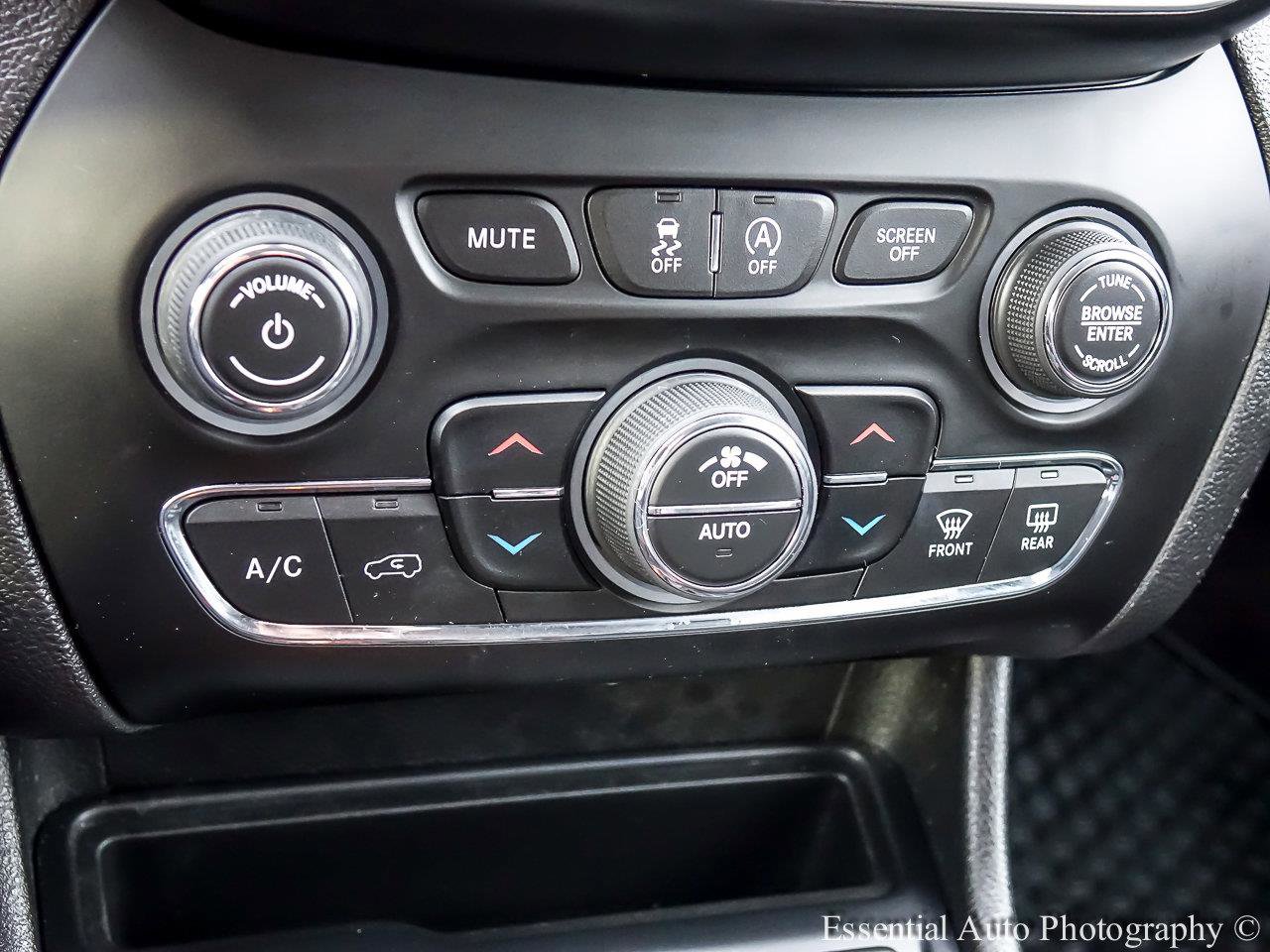 2019 JEEP CHEROKEE - Image 14