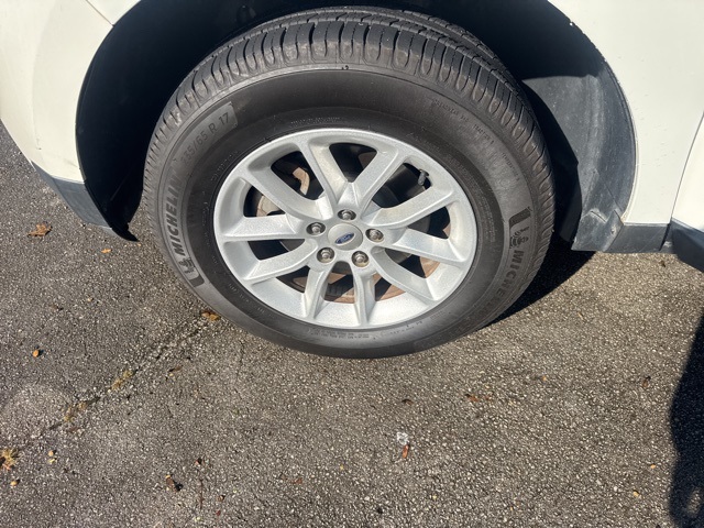 2013 Ford Edge SE photo 18