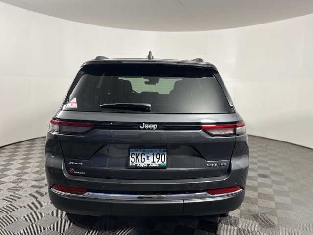 2025 Jeep Grand Cherokee Limited photo 4