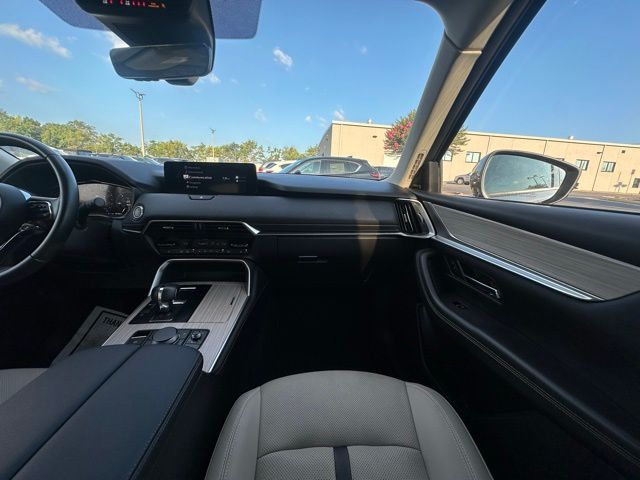2024 Mazda CX-90 Premium photo 31