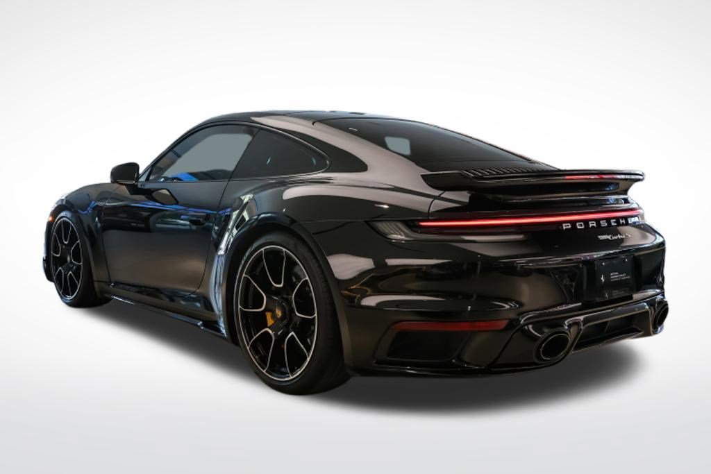 2022 Porsche 911 Turbo S photo 3
