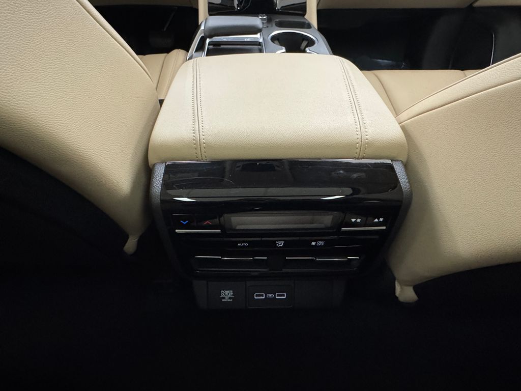 2023 Acura MDX SH-AWD photo 30