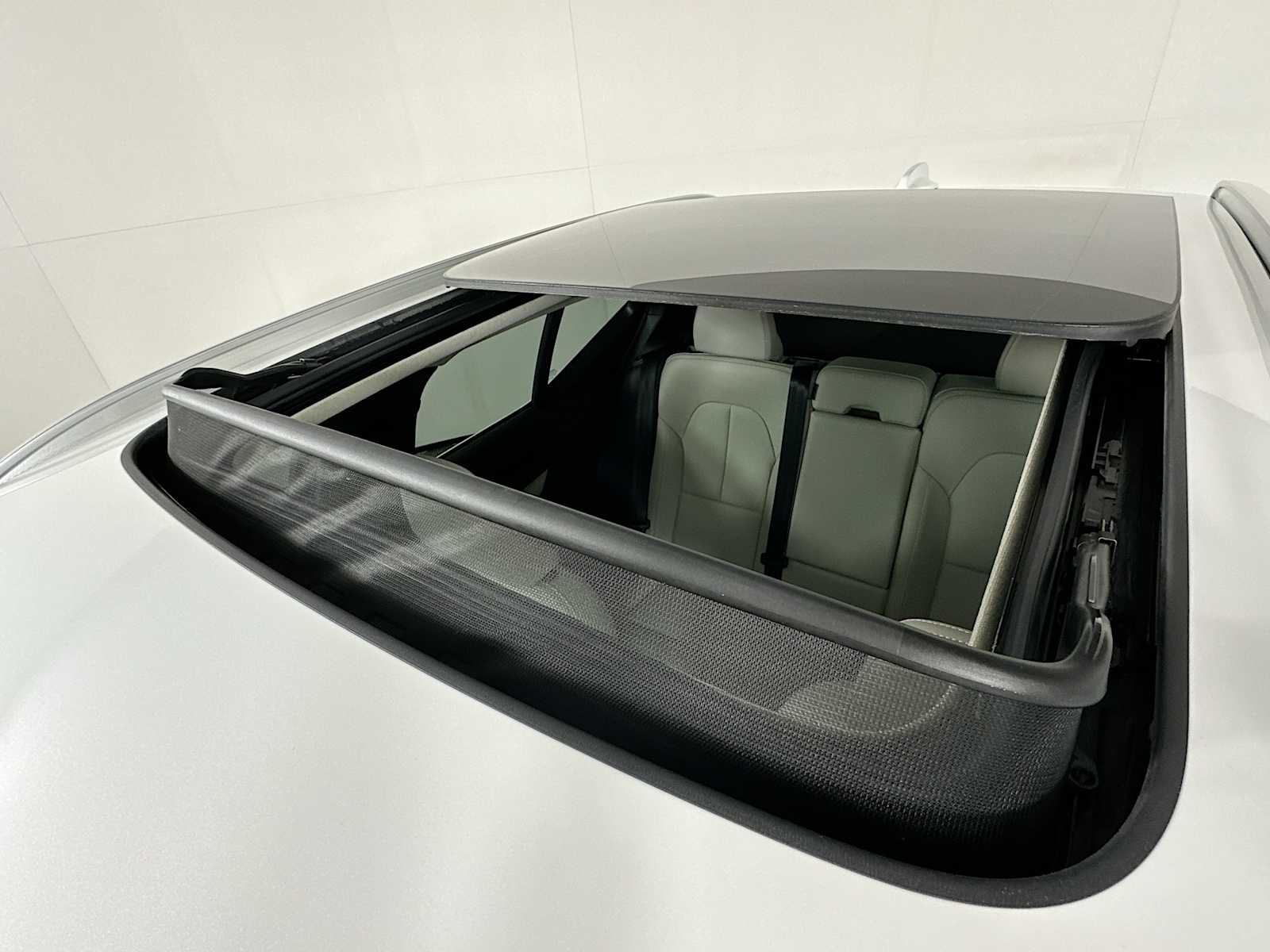 2025 Volvo XC40 AWD Plus photo 20
