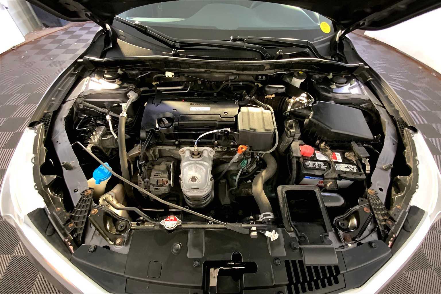 2016 Honda Accord LX photo 28