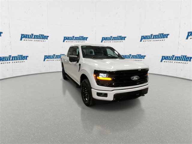 2025 Ford F-150 XLT photo 3