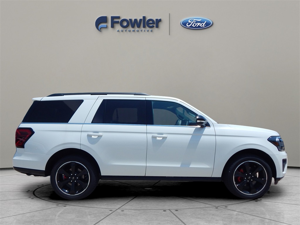 2024 Ford Expedition Limited photo 2