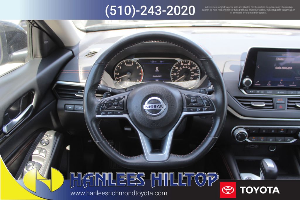 2022 Nissan Altima 2.5 SR photo 14