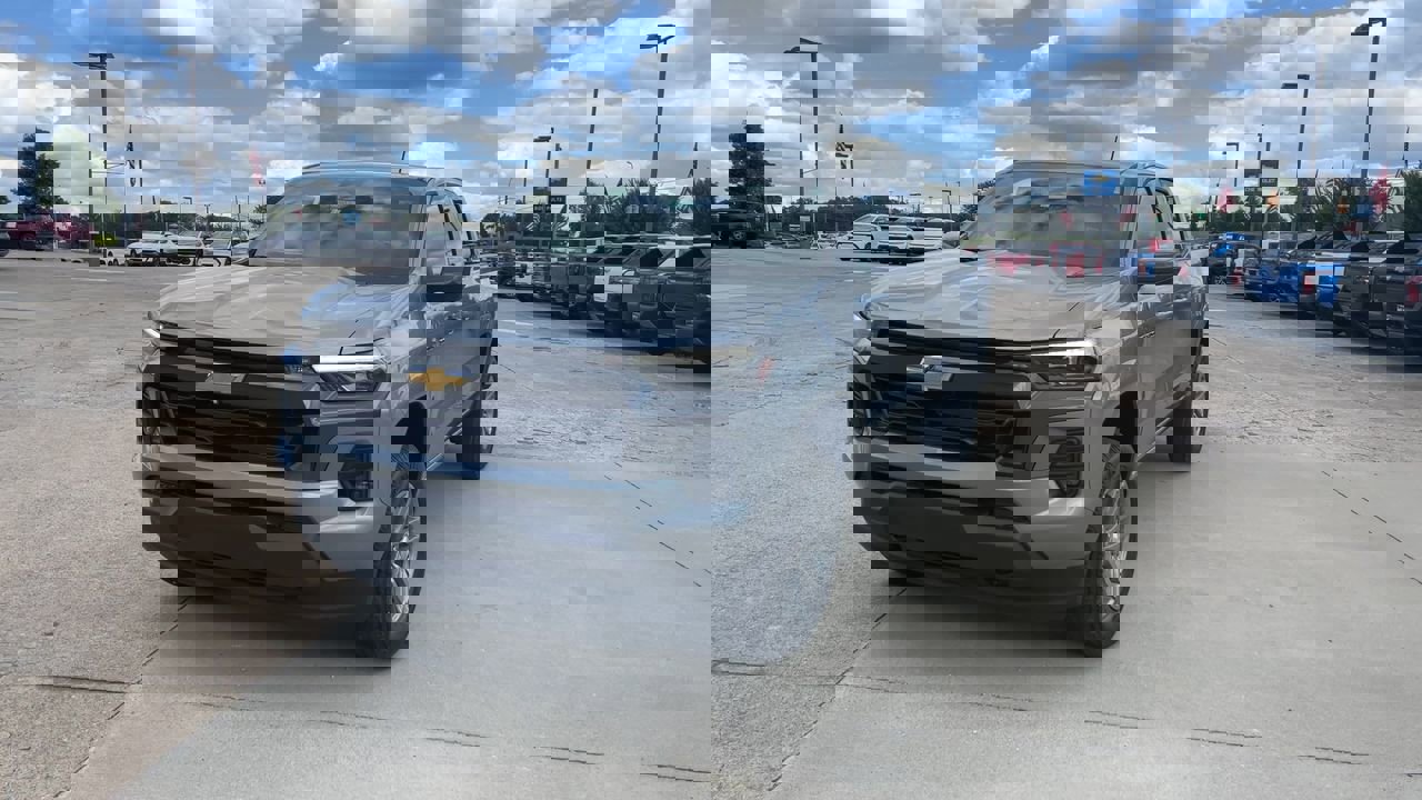 2026 Chevrolet Colorado LT photo 4
