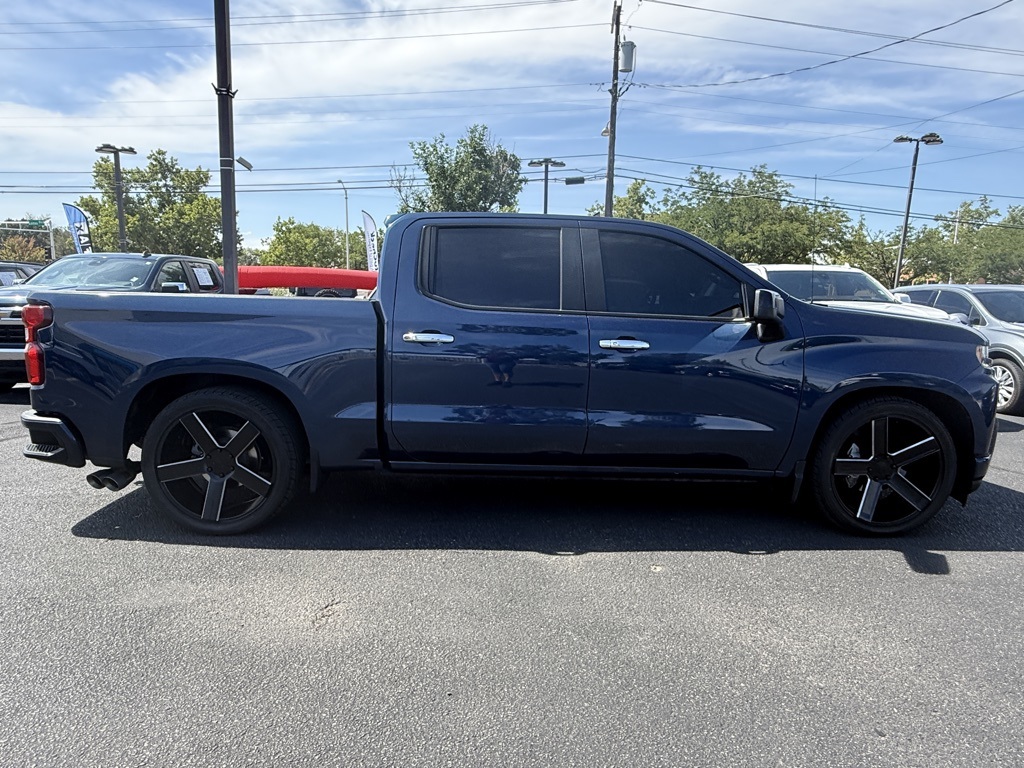 2022 Chevrolet Silverado 1500 RST photo 3