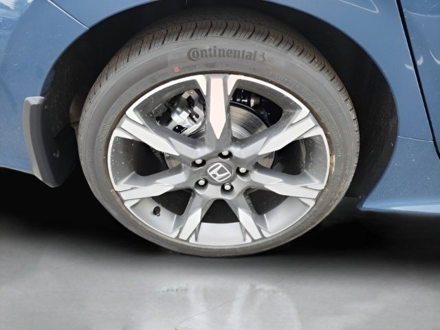 2026 Honda Civic Sport Touring photo 10