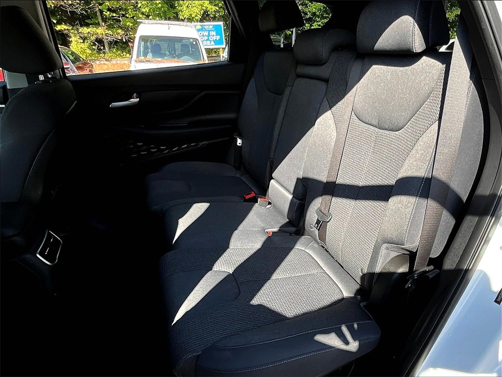 2022 Hyundai Santa Fe SEL photo 11