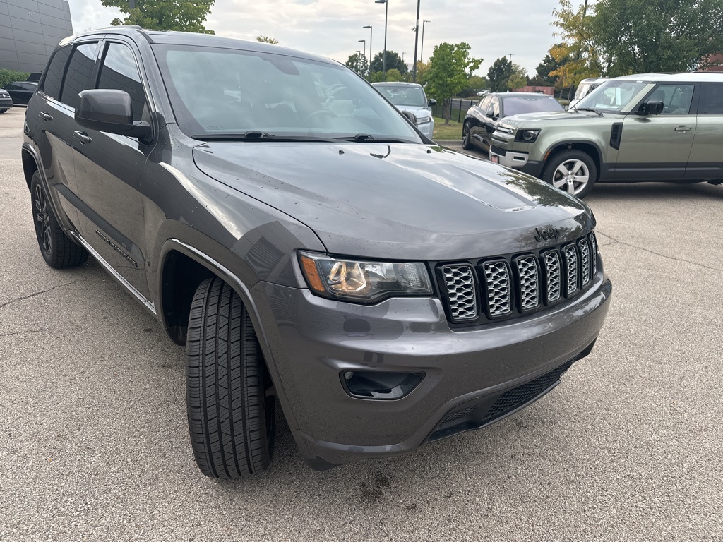 2020 Jeep Grand Cherokee Laredo photo 13
