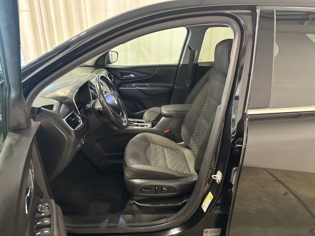 2019 Chevrolet Equinox LT photo 6