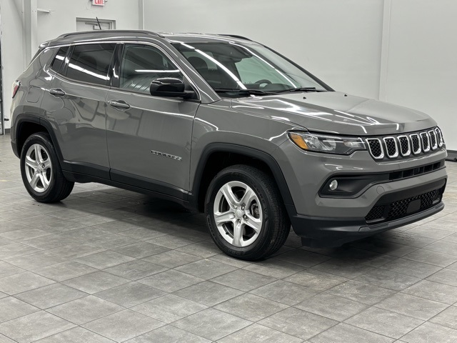 2024 Jeep Compass Latitude's photo