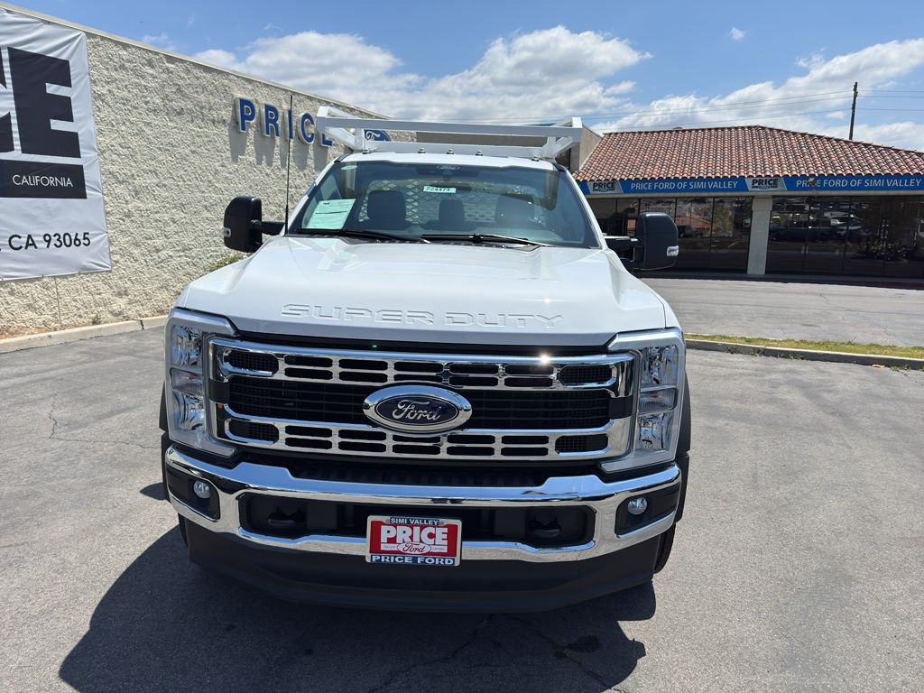 2024 Ford F-450 XL photo 2