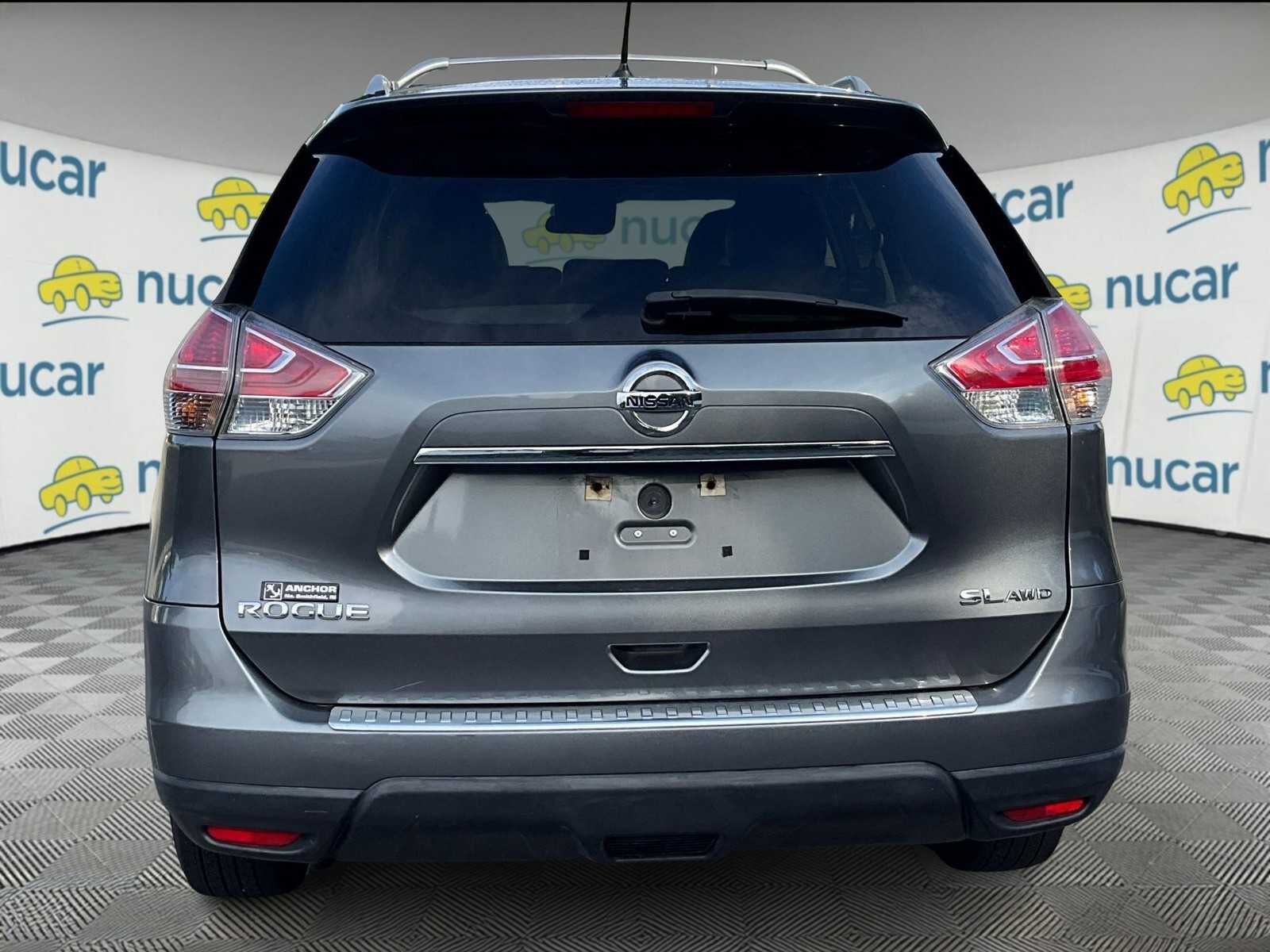 2015 Nissan Rogue SL photo 3