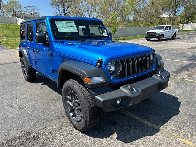 2025 Jeep Wrangler Sport S photo 3
