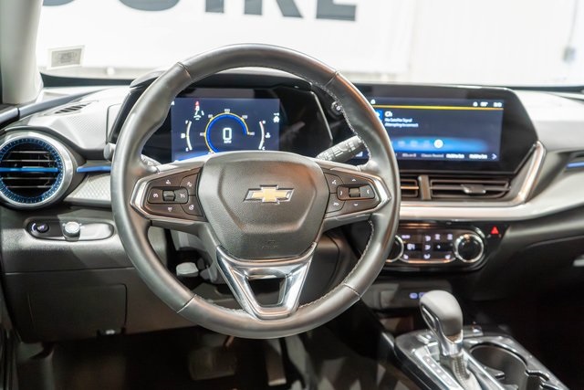 2024 Chevrolet Trax LT photo 5