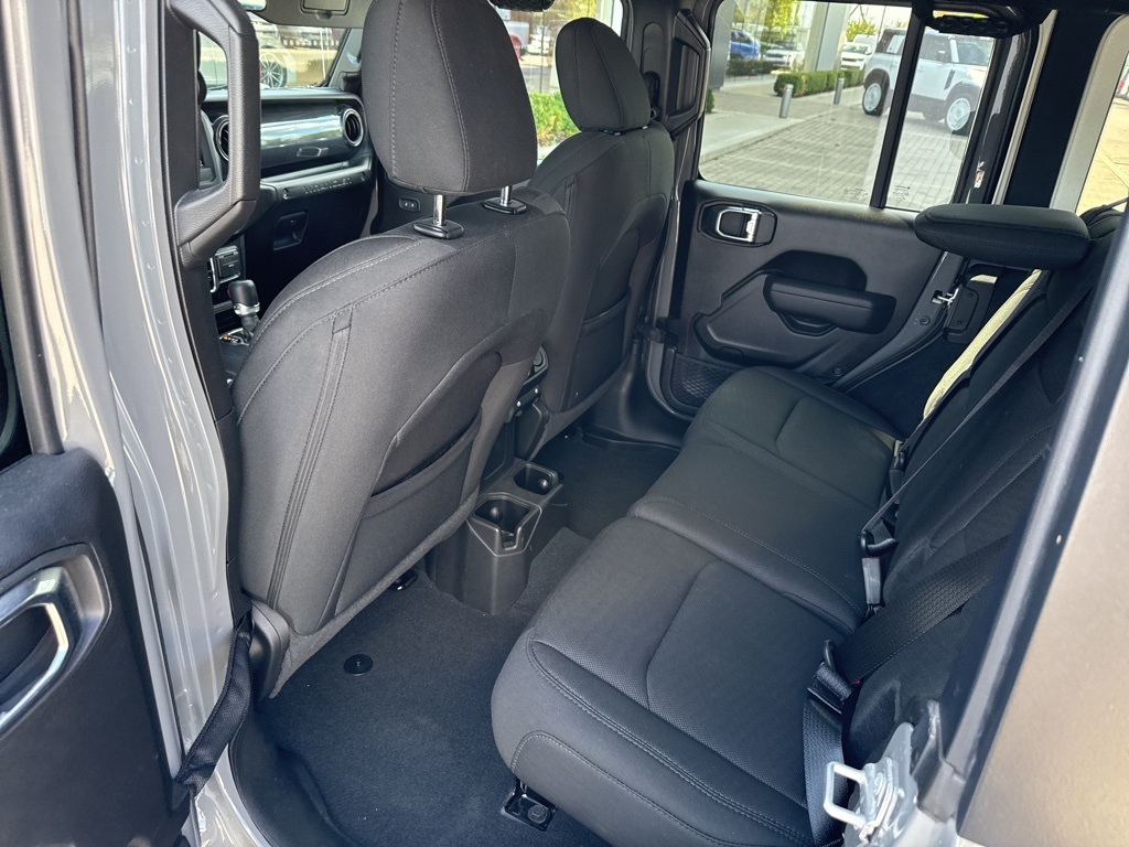 2022 Jeep Wrangler Unlimited Sport Altitude photo 18