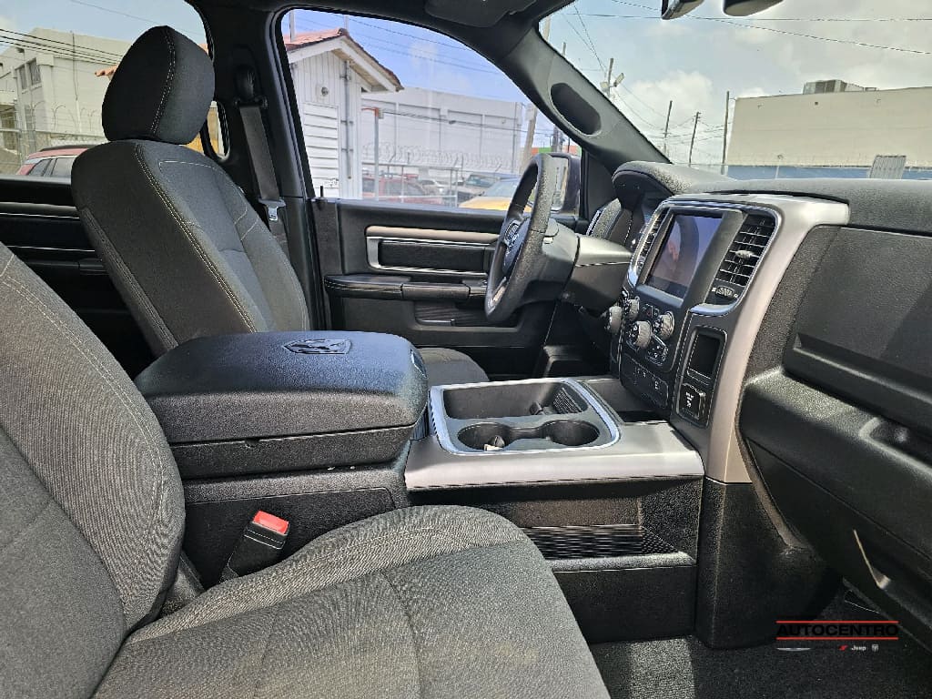 2022 Ram 1500 Classic photo 4