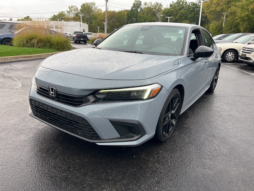 2022 Honda Civic Sport photo 2