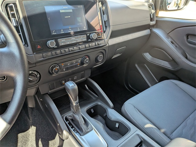 2025 Nissan Frontier S photo 17