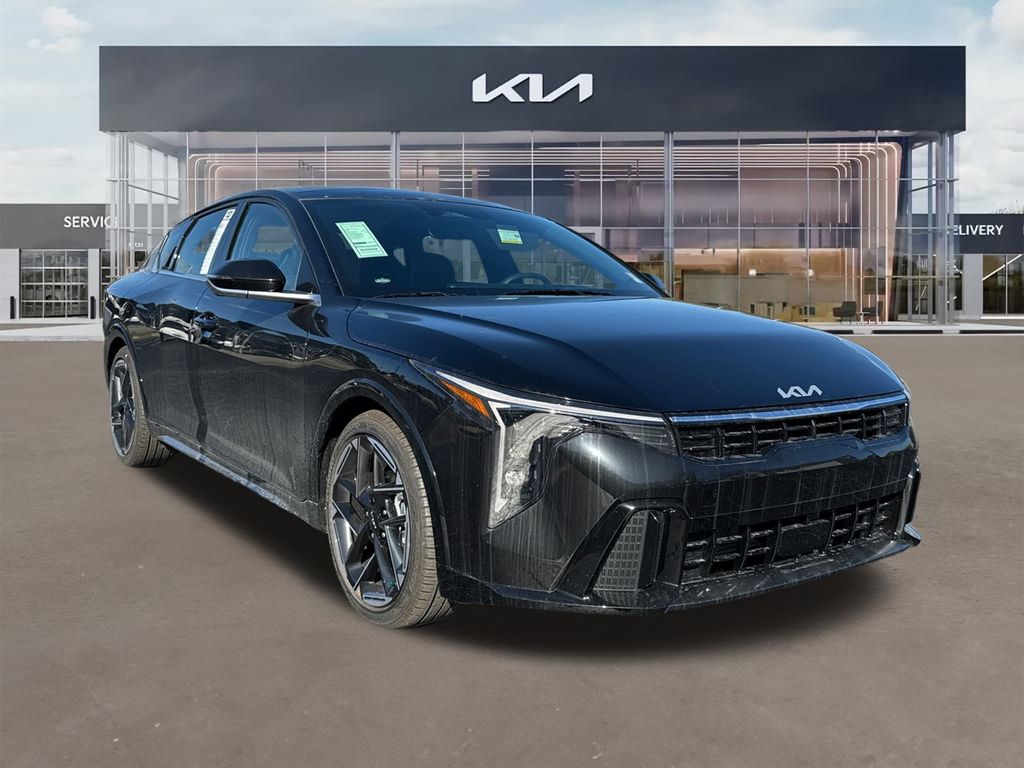 2025 Kia K4 GT-Line's photo