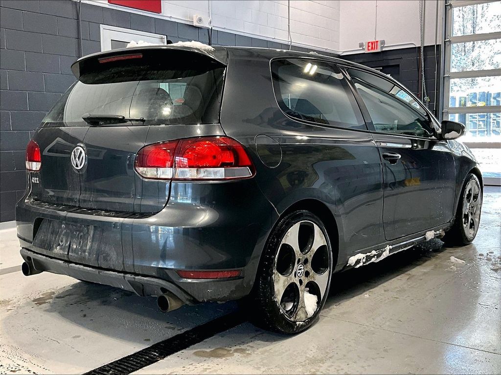2012 Volkswagen Golf GTI Base photo 4