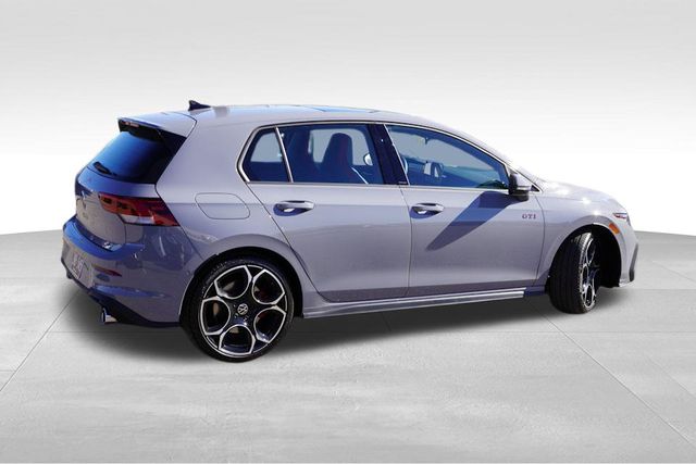 2025 Volkswagen Golf GTI Autobahn photo 4