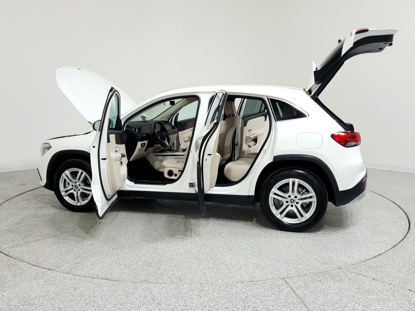 2022 Mercedes Benz GLA 250 4MATIC photo 16