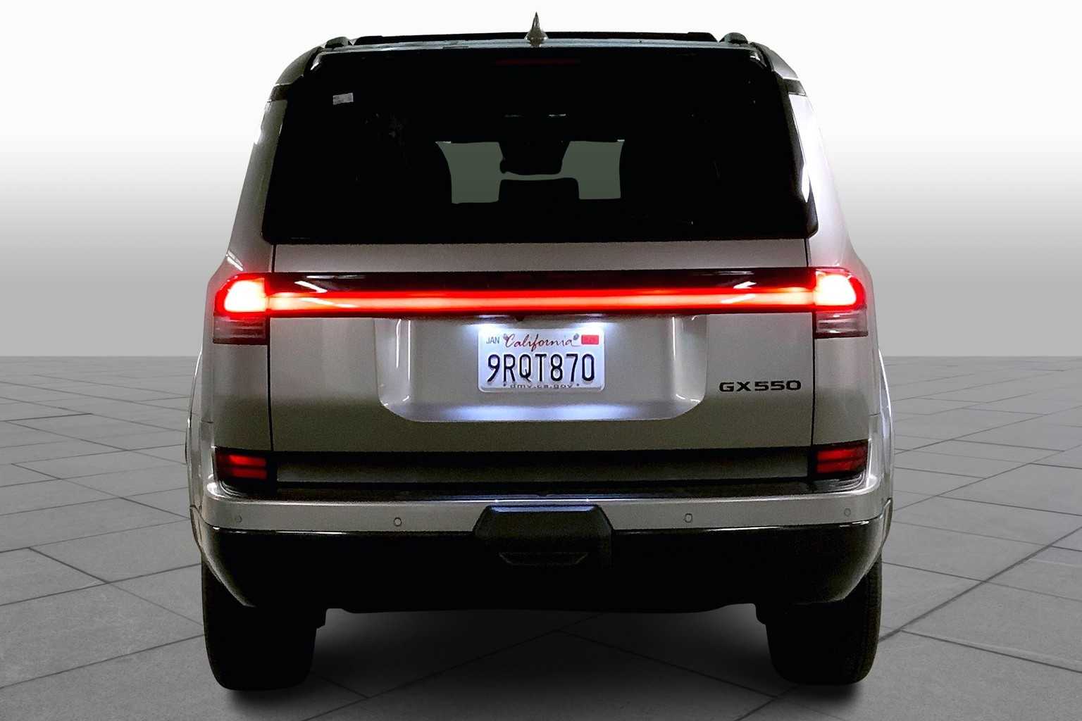 2024 Lexus GX 550 Premium photo 4