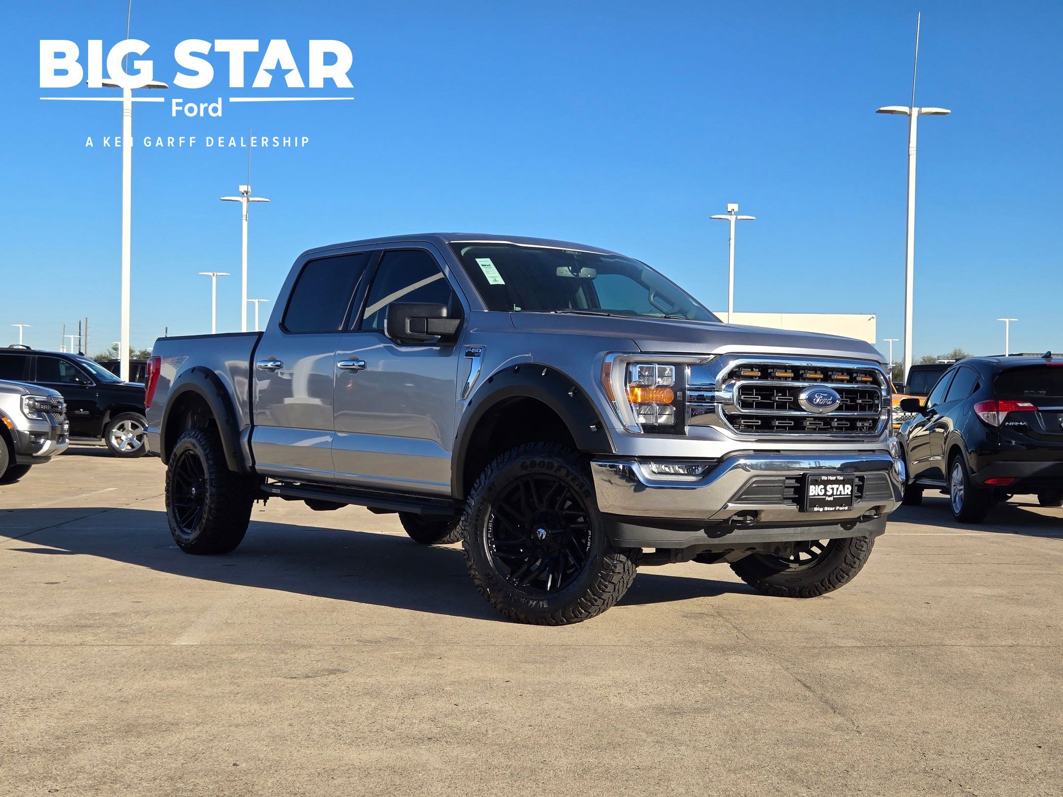 2022 Ford F-150 XLT's photo
